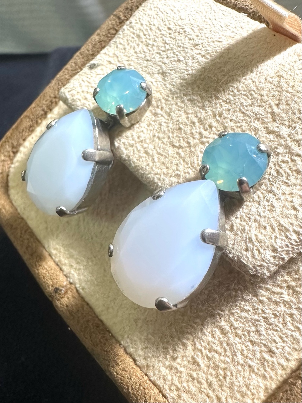 Vtg: SORRELLI Earrings - Picture 4 of 8